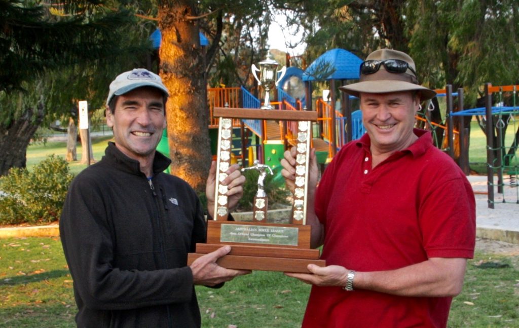 flying-pigs-with-trophy